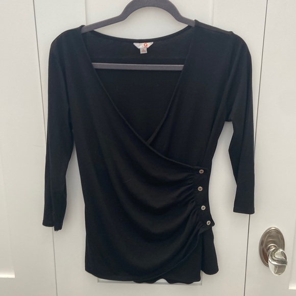 Guess 3/4 deep V shirt - Picture 1 of 5